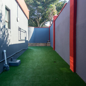Garden Cottage with Private Entrance